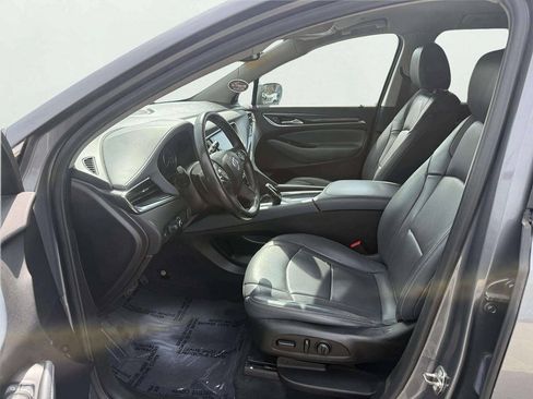 Used 2019 Buick Enclave Essence AWD/4WD image 10