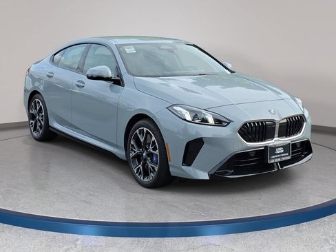 Used 2025 BMW 228i xDrive w/ M Sport Package AWD/4WD image 4