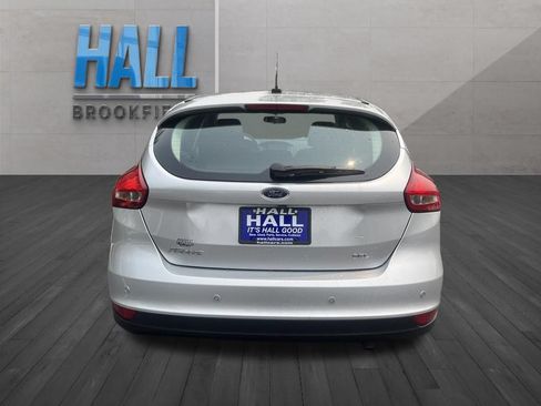 Used 2018 Ford Focus SEL FWD image 4