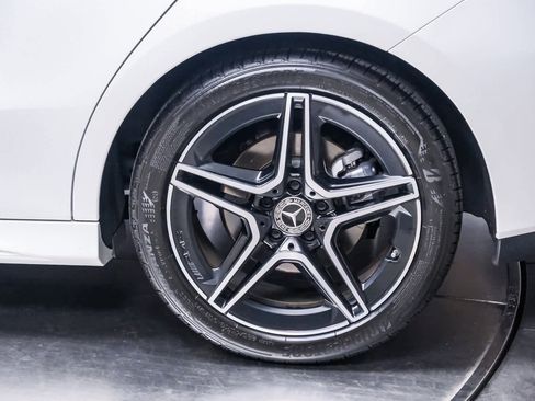 Certified 2023 Mercedes-Benz CLA 250 image 9