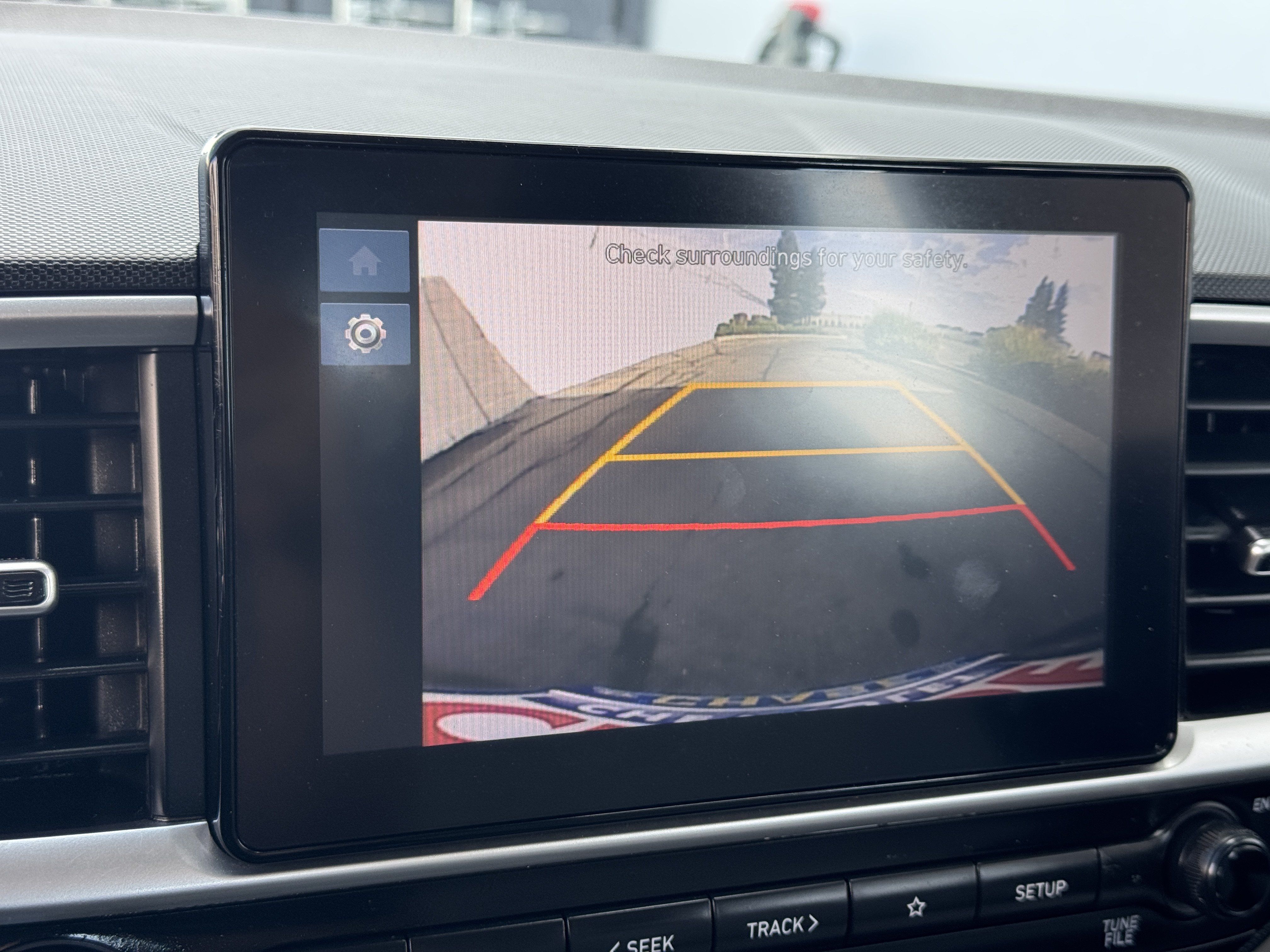 Used 2023 Hyundai Venue SEL FWD image 26