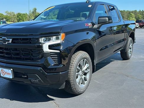 New 2026 Chevrolet Silverado 1500 RST w/ Z71 Off-Road Package AWD/4WD image 3