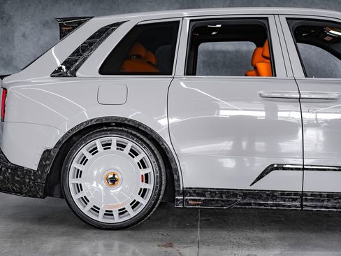 Used 2026 Rolls-Royce Cullinan AWD/4WD image 14