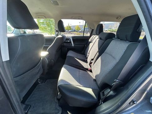 Used 2016 Toyota 4Runner SR5 AWD/4WD image 25