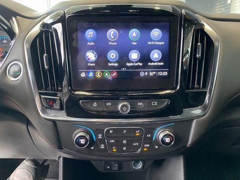 Used 2023 Chevrolet Traverse RS image 23