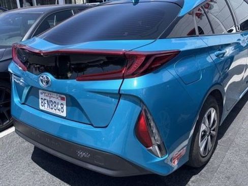 Used 2018 Toyota Prius Prime Premium FWD image 5