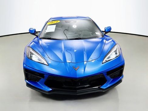 Used 2024 Chevrolet Corvette Stingray Preferred Cpe w/ 2LT image 2