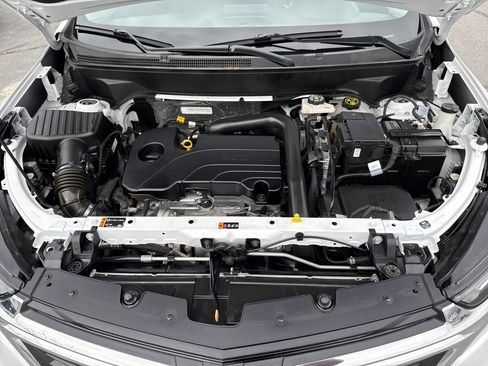 Used 2023 Chevrolet Equinox LT w/ LPO, Floor Liner Package image 29