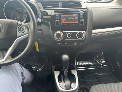 Used 2020 Honda Fit LX image 16