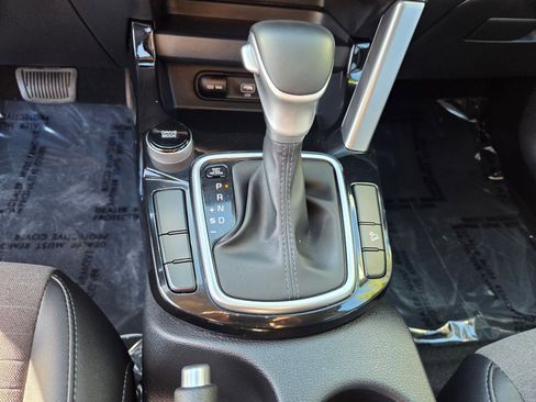 Used 2023 Kia Seltos S image 13