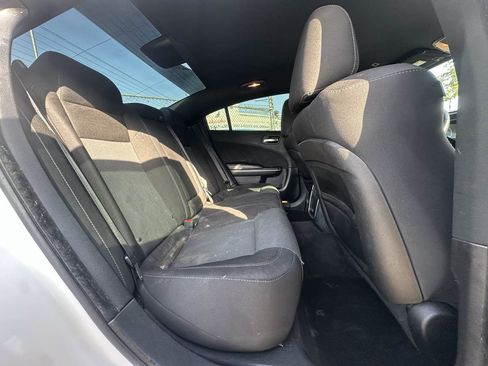 Used 2018 Dodge Charger R/T Scat Pack RWD image 34