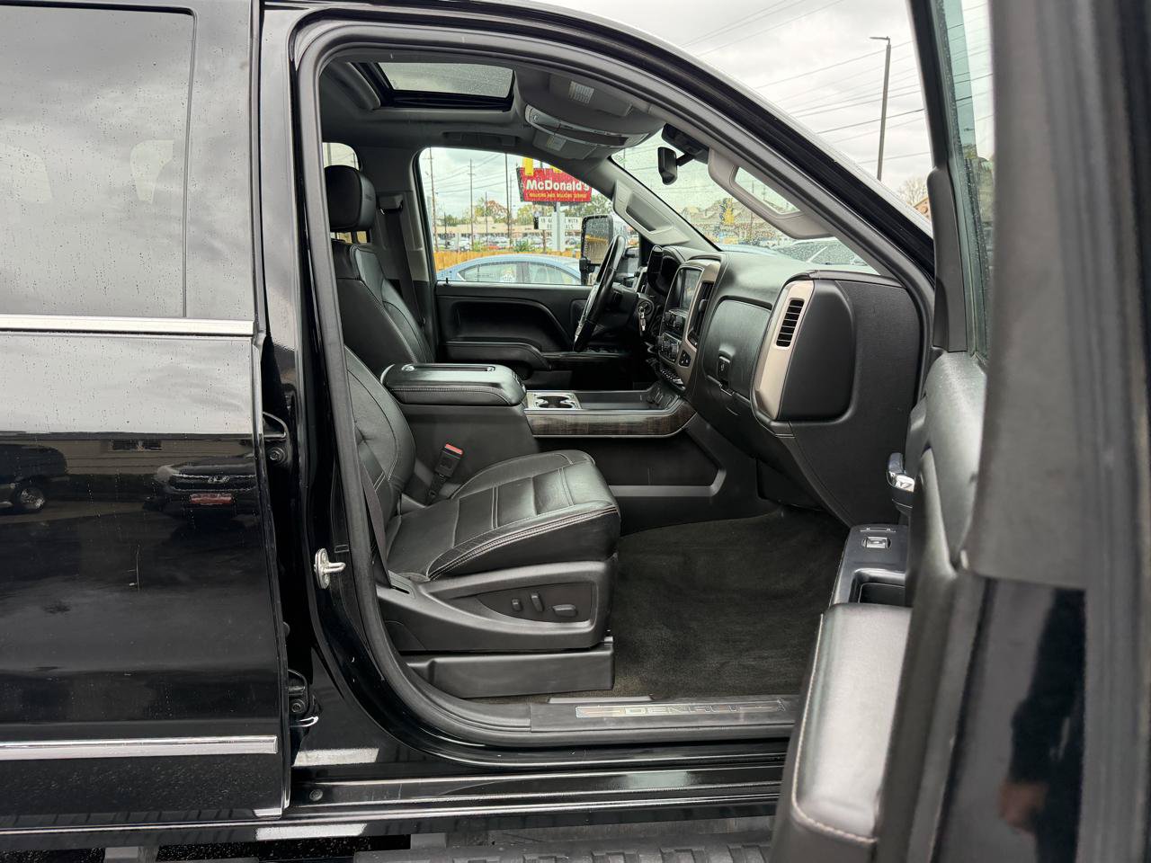 Used 2016 GMC Sierra 3500 Denali w/ Driver Alert Package AWD/4WD image 16