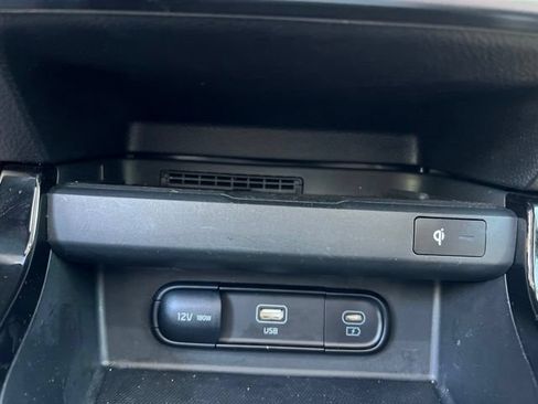 Certified 2025 Kia Seltos EX w/ EX Sunroof Package FWD image 23