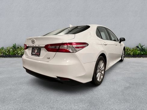 Used 2020 Toyota Camry LE FWD image 6