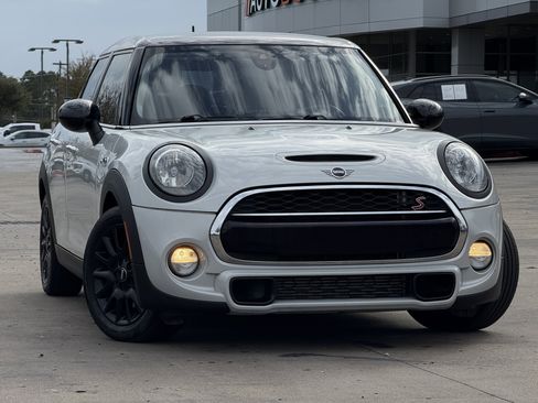 Used 2019 MINI Cooper S image 3