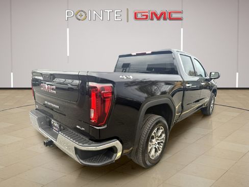 Certified 2025 GMC Sierra 1500 SLT image 7