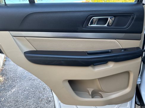 Used 2017 Ford Explorer 4WD image 23