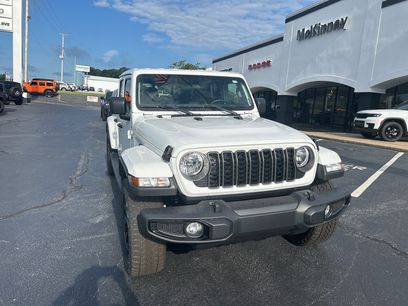 New 2025 Jeep Gladiator Sport