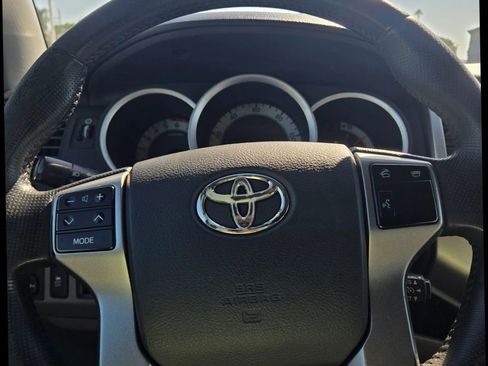 Used 2012 Toyota Tacoma PreRunner image 20