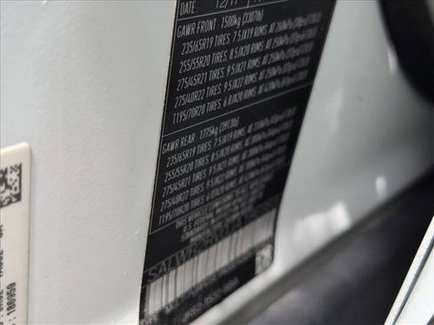 Used 2018 Land Rover Range Rover Sport HSE AWD/4WD image 26