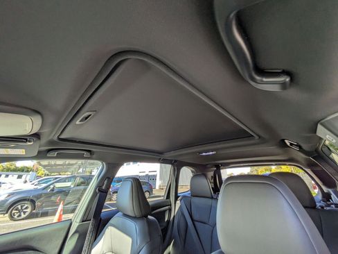 Used 2025 Subaru Forester Limited image 9