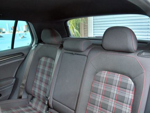 Used 2017 Volkswagen GTI S image 13