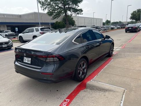 Used 2023 Honda Accord EX image 7