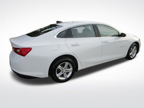 Used 2024 Chevrolet Malibu LS image 7