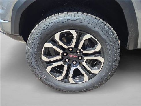 New 2026 GMC Canyon AT4 w/ Nightfall Essentials Package AWD/4WD image 10