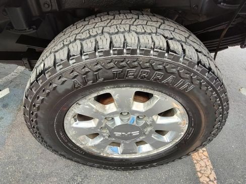 Used 2011 GMC Sierra 3500 SLE w/ SLE Preferred Package image 29