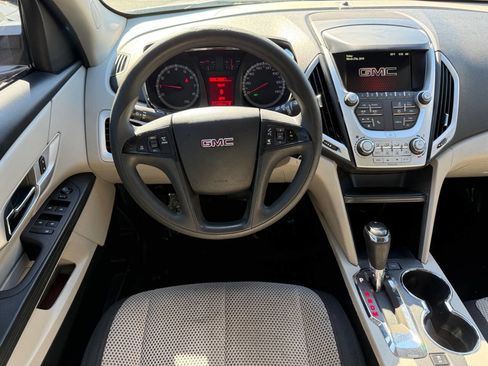 Used 2017 GMC Terrain SLE image 14