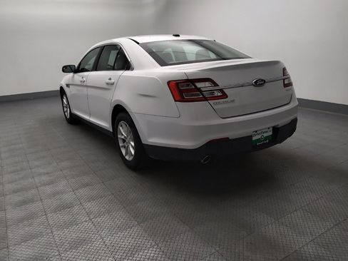 Used 2014 Ford Taurus SE FWD image 5