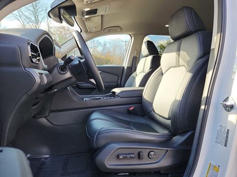 Certified 2026 Honda Passport RTL image 13