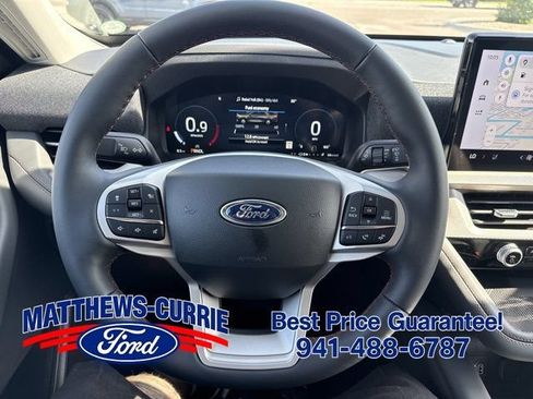 New 2026 Ford Explorer Active w/ Active Comfort Package RWD image 18
