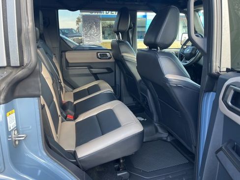 Used 2024 Ford Bronco Wildtrak image 16