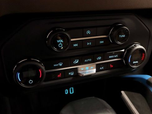 Certified 2023 Ford Bronco Outer Banks AWD/4WD image 32