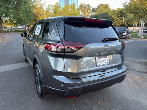 New 2026 Nissan Rogue SV image 5