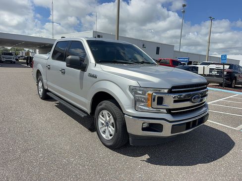 Certified 2018 Ford F150 XLT RWD image 4