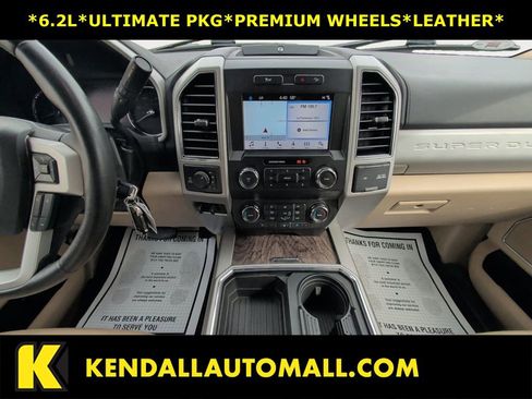Used 2019 Ford F250 Lariat w/ Lariat Value Package image 11