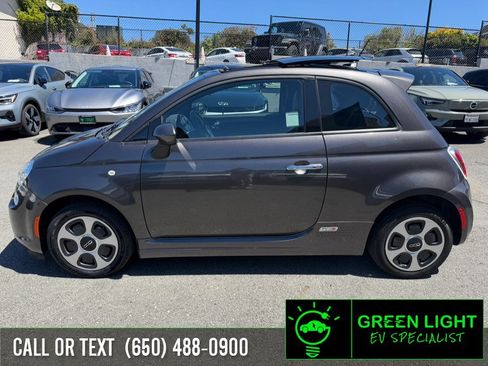 Used 2018 FIAT 500 e FWD image 8