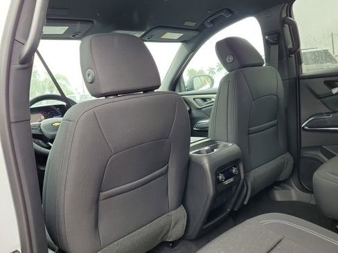 New 2026 Chevrolet Traverse LT image 11