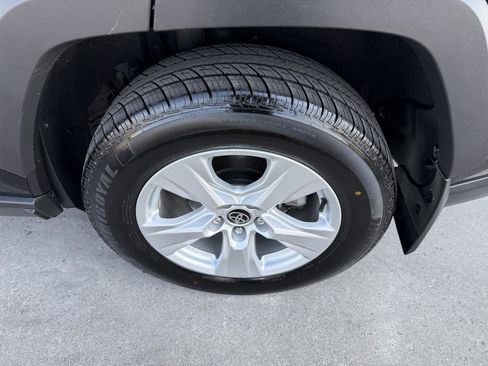 Used 2021 Toyota RAV4 XLE w/ Convenience Package AWD/4WD image 48