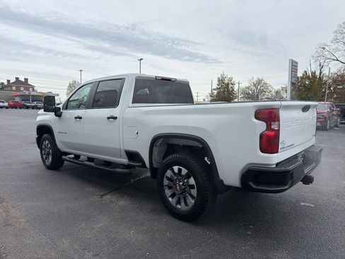 Used 2025 Chevrolet Silverado 2500 Custom w/ Custom Value Package image 6