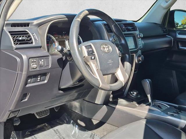 Used 2014 Toyota 4Runner SR5 AWD/4WD image 9