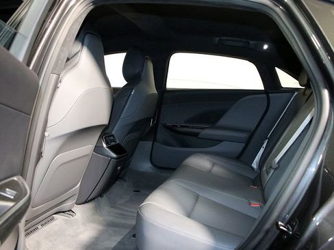 Used 2024 Lucid Air Touring image 14