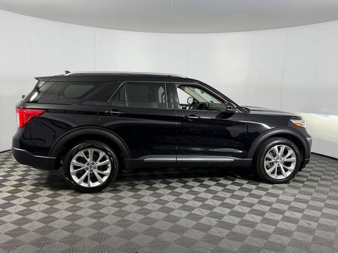 Used 2023 Ford Explorer Platinum w/ Technology Package AWD/4WD image 7