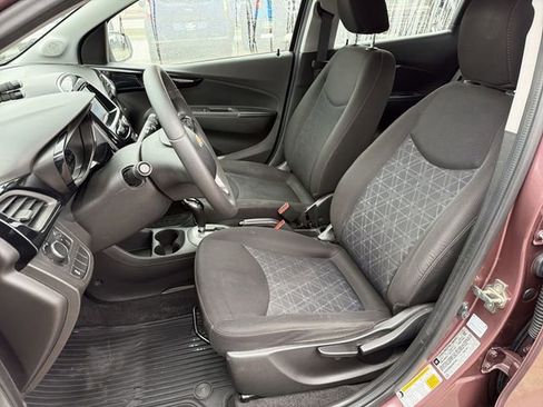 Used 2019 Chevrolet Spark LT image 13