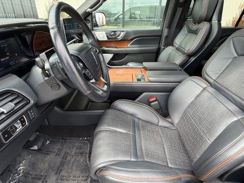 Used 2023 Lincoln Navigator Black Label image 11