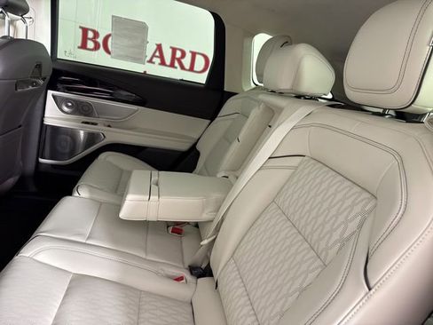 New 2026 Lincoln Nautilus Black Label image 17