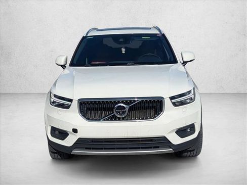 Used 2019 Volvo XC40 T5 Momentum AWD/4WD image 2